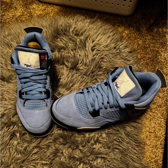Jordan 4 Retro University Blue Woman’s 8 GS size 6.5 - Picture 6 of 6